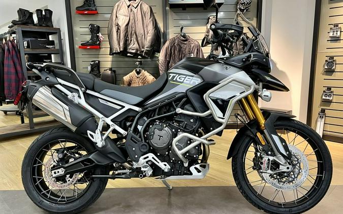 2024 Triumph Tiger 900 Rally Aragon Edition Matte Phantom Black / Matte Graphite