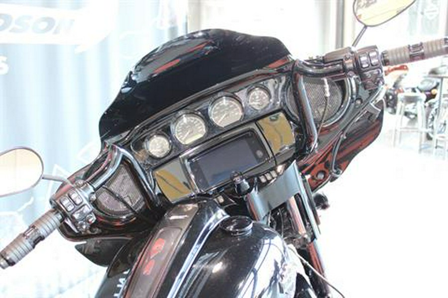 2022 Harley-Davidson Street Glide® Special