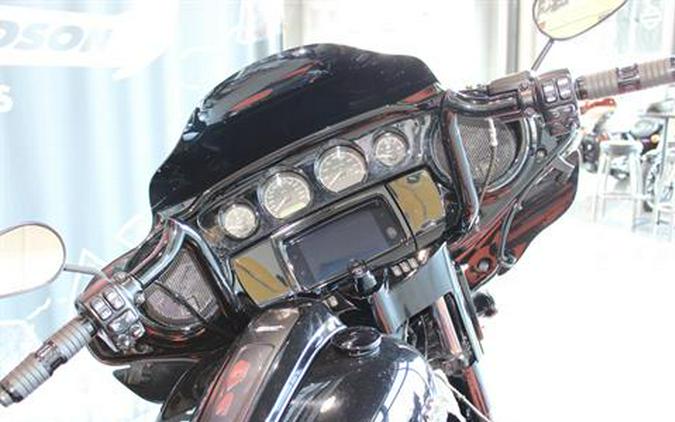 2022 Harley-Davidson Street Glide® Special