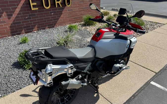 2025 BMW Motorrad R 1300 GS Adventure RED