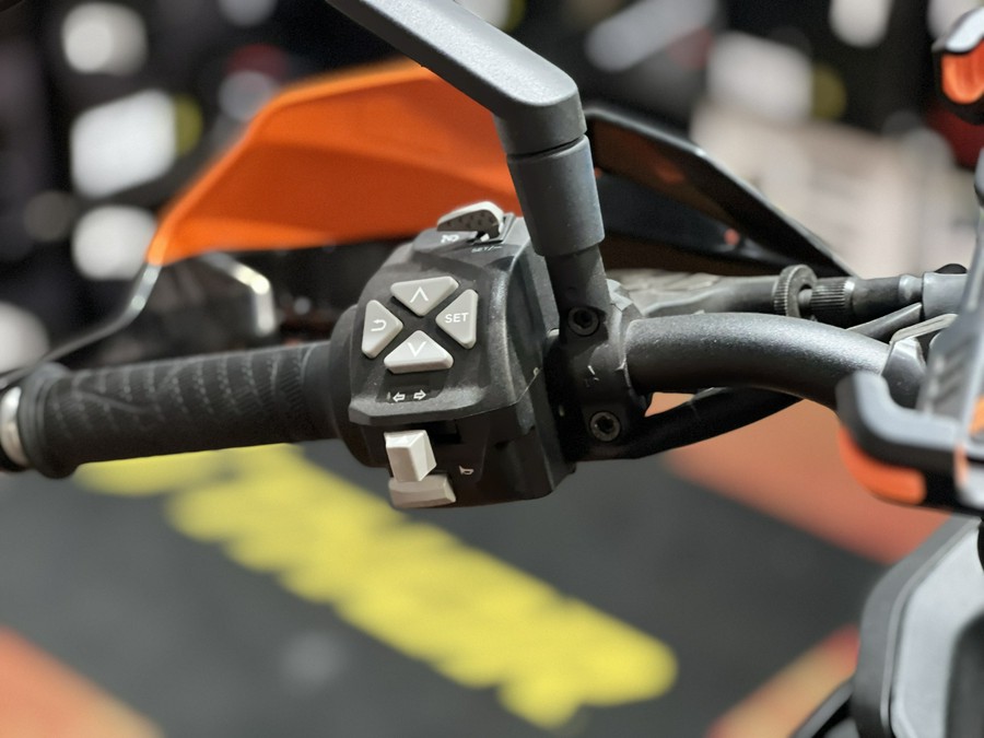 2024 KTM 890 Adventure R