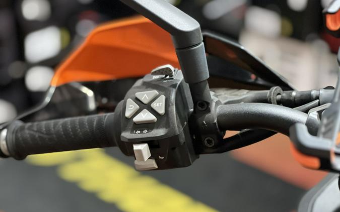 2024 KTM 890 Adventure R