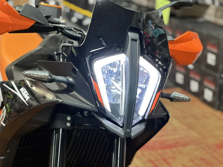 2024 KTM 890 Adventure R