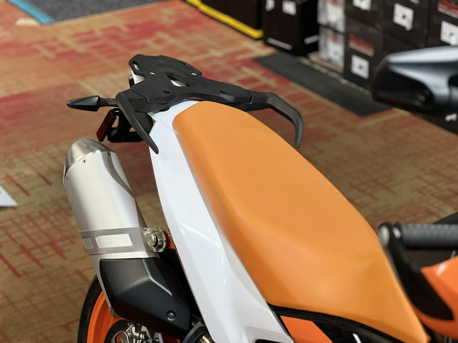 2024 KTM 890 Adventure R