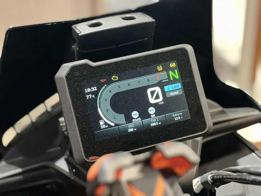 2024 KTM 890 Adventure R