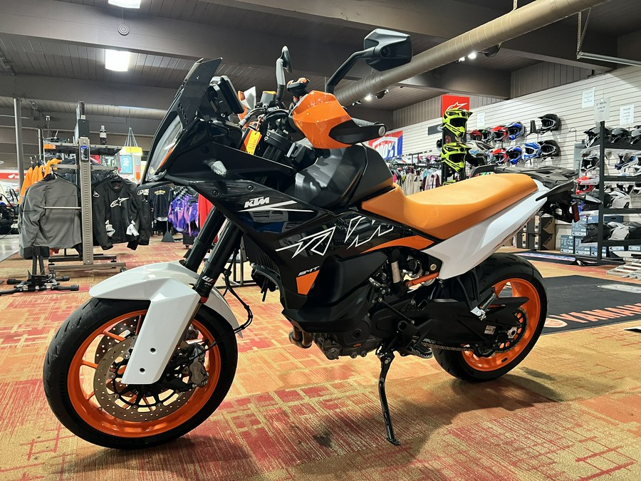 2024 KTM 890 Adventure R