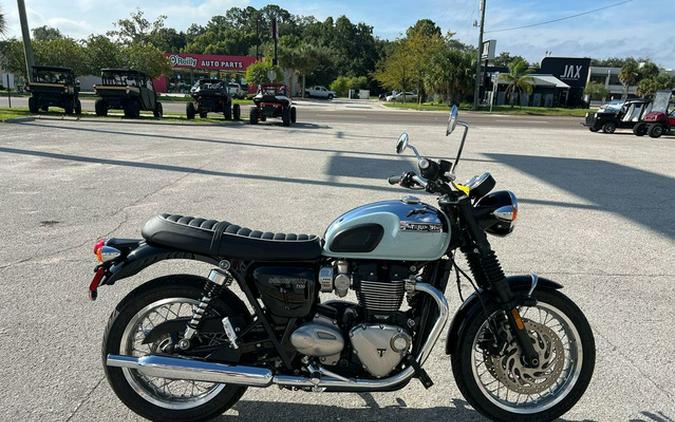 2023 Triumph Bonneville T120 Chrome Edition Meriden Blue