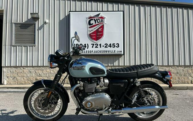 2023 Triumph Bonneville T120 Chrome Edition Meriden Blue