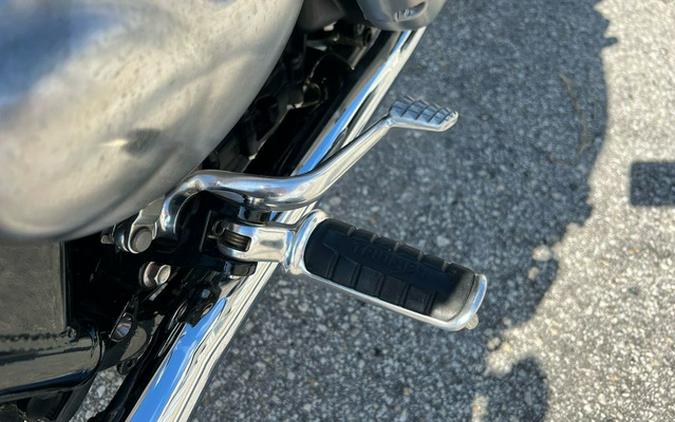 2023 Triumph Bonneville T120 Chrome Edition Meriden Blue