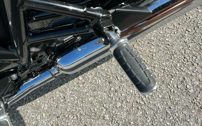 2023 Triumph Bonneville T120 Chrome Edition Meriden Blue