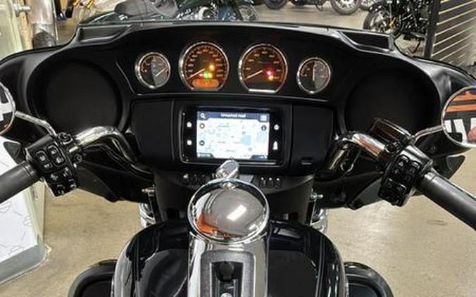 2023 Harley-Davidson® FLHTCUTG - Tri Glide® Ultra