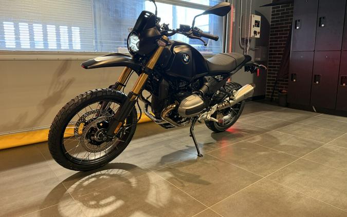 2026 BMW Motorrad R 12 G/S BLACK