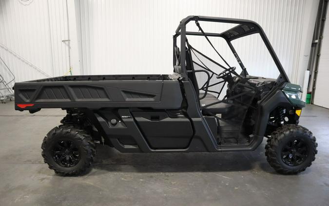 2023 Can-Am® Defender PRO DPS HD10