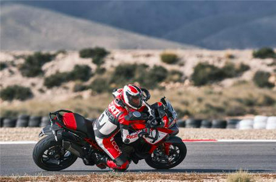 2023 Ducati Multistrada V4 Pikes Peak