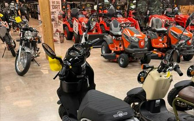 2022 Genuine Scooter Co Roughhouse 50cc