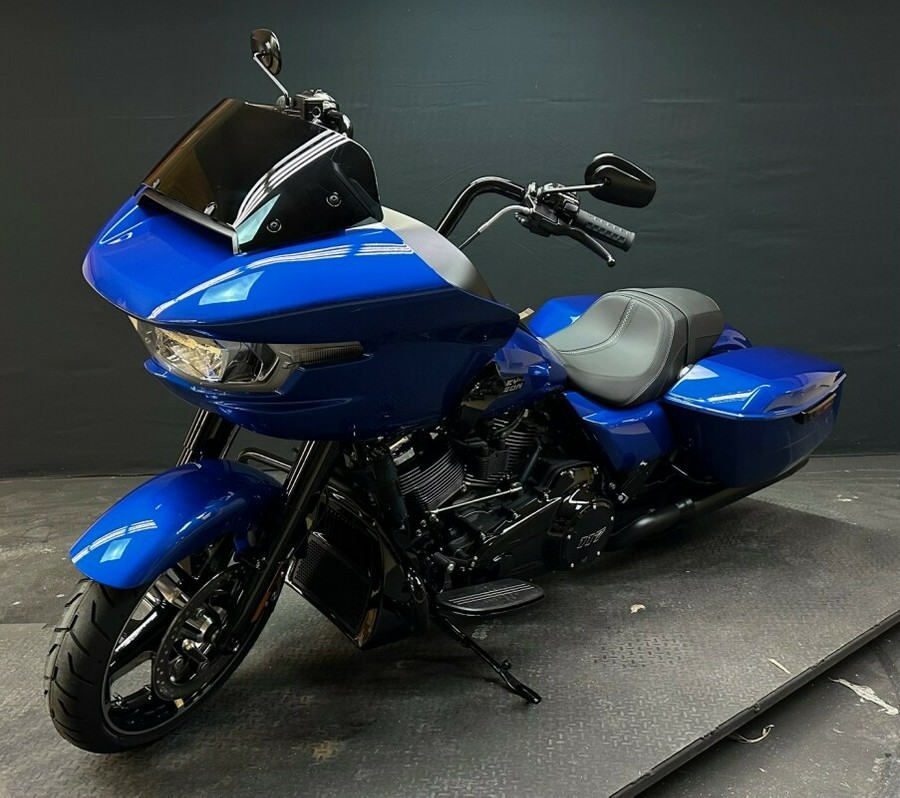 Harley-Davidson Road Glide® 2024 FLTRX BLUE BURST