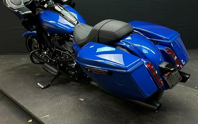 Harley-Davidson Road Glide® 2024 FLTRX BLUE BURST