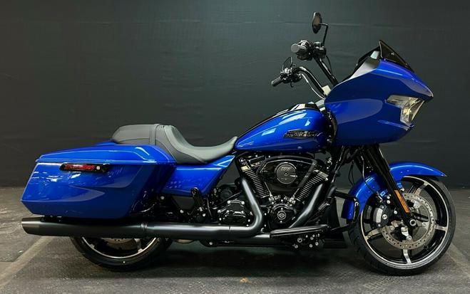 Harley-Davidson Road Glide® 2024 FLTRX BLUE BURST