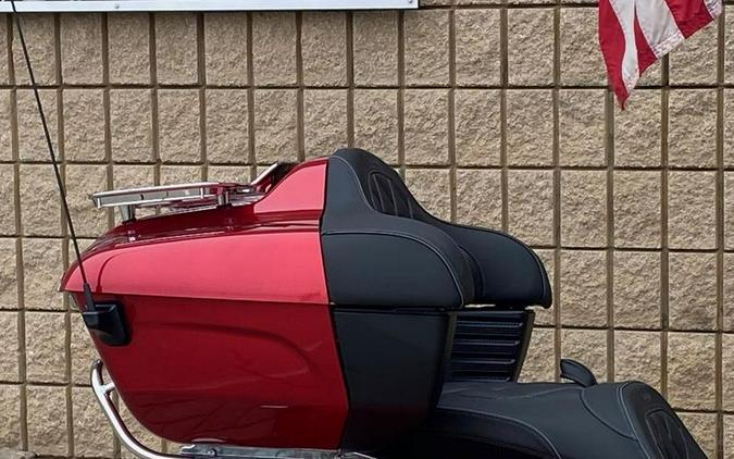 2024 Indian Motorcycle® Pursuit® Limited Sunset Red Metallic