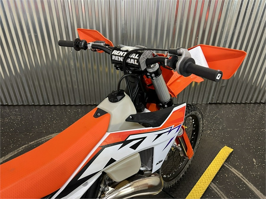 2023 KTM 250 XC