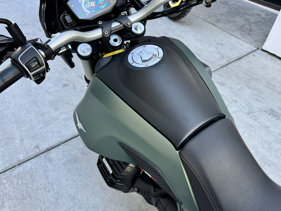 2022 Moto Guzzi V85 TT E5