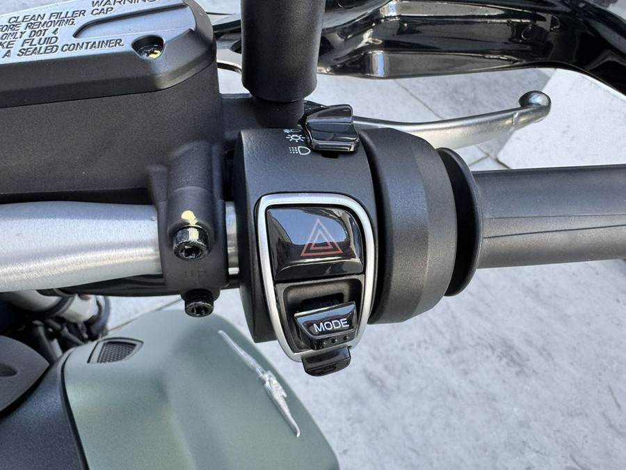 2022 Moto Guzzi V85 TT E5