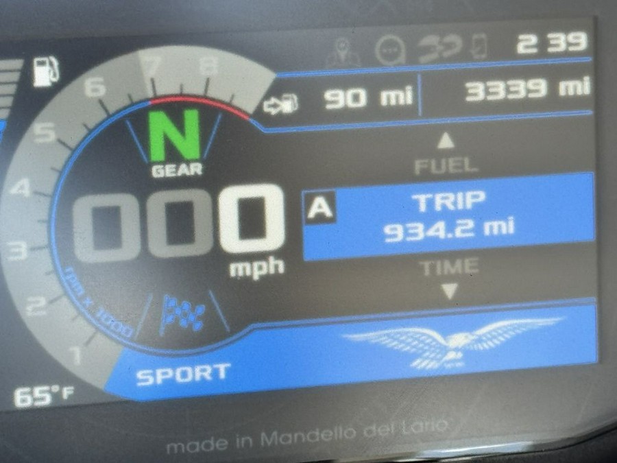 2022 Moto Guzzi V85 TT E5