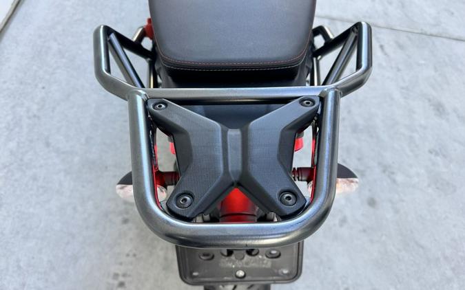 2022 Moto Guzzi V85 TT E5