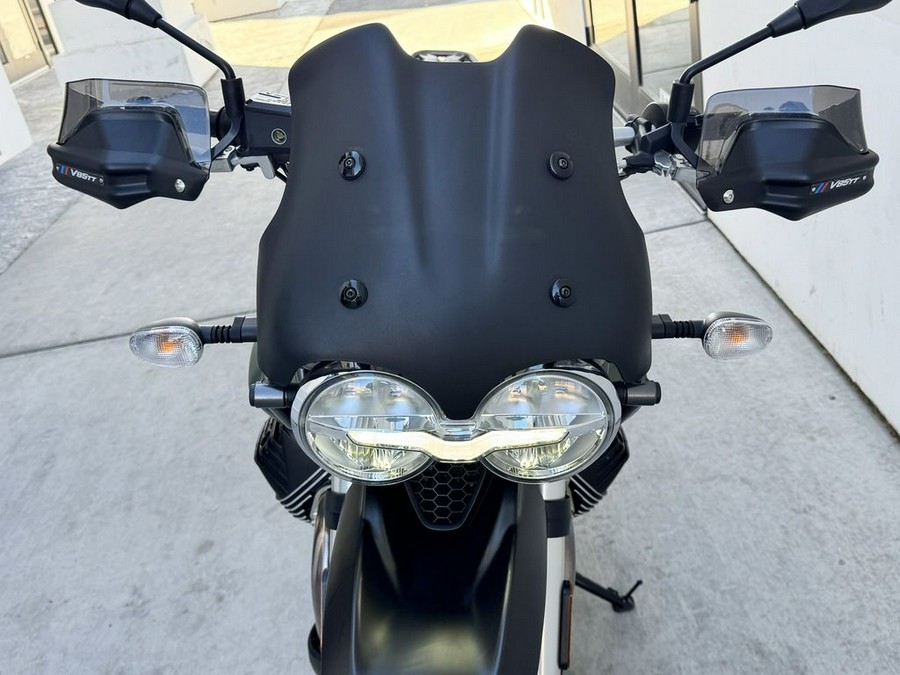 2022 Moto Guzzi V85 TT E5