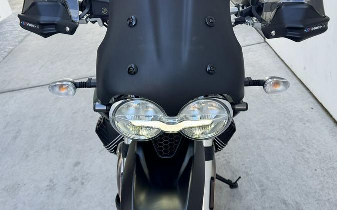 2022 Moto Guzzi V85 TT E5