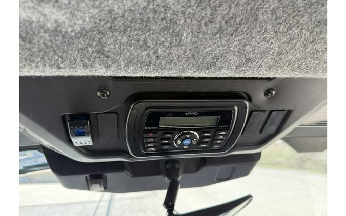 2022 Defender Max LTD Cab HD10 - Can-Am