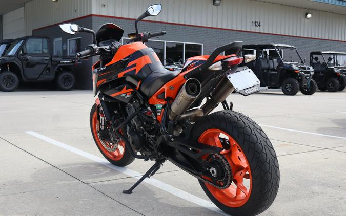 2022 KTM 890 Duke
