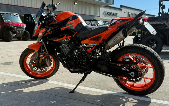 2022 KTM 890 Duke