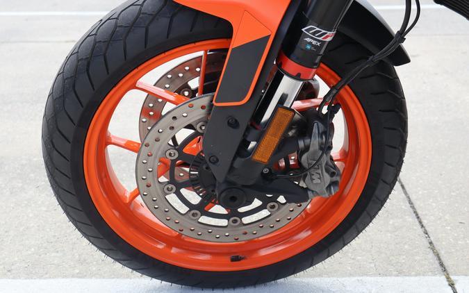 2022 KTM 890 Duke