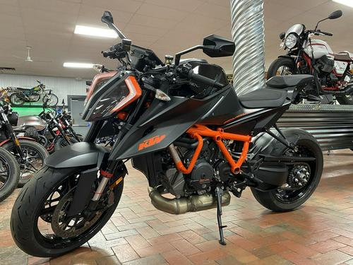 Video: Watch our 2020 KTM 1290 Super Duke R...