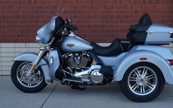 2023 Harley-Davidson® FLHTCUTG - Tri Glide® Ultra