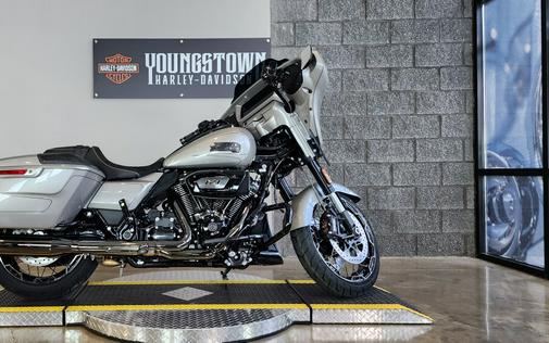 2023 Harley-Davidson® CVO™ Street Glide® FLHXSE
