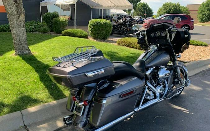 2014 Harley-Davidson Street Glide Charcoal Pearl