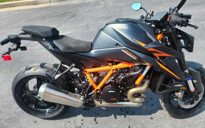 2024 KTM 1390 Super Duke R EVO