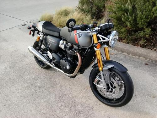 2020 Triumph Thruxton RS Review (17 Fast Facts)