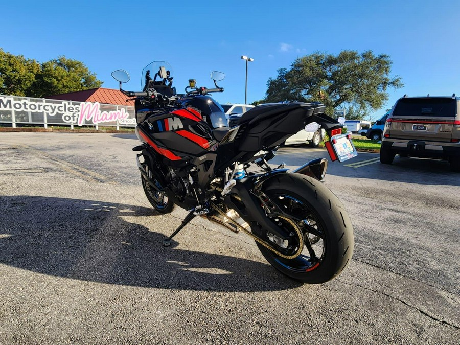 2026 BMW M 1000 XR