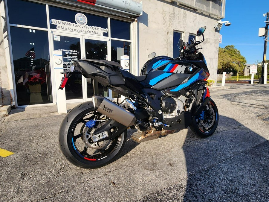 2026 BMW M 1000 XR