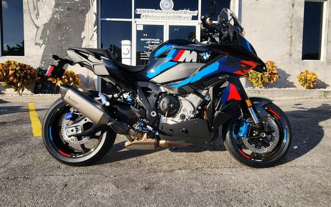 2026 BMW M 1000 XR