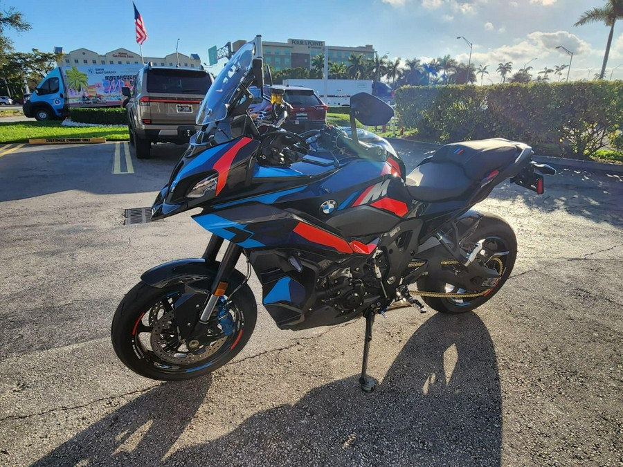 2026 BMW M 1000 XR
