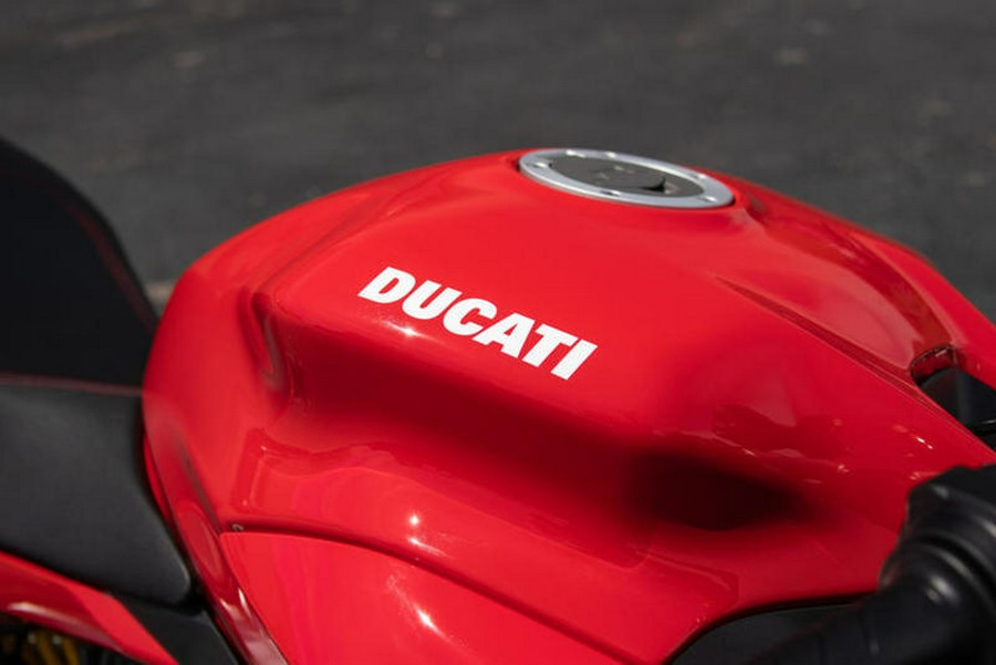 2023 Ducati SuperSport 950 Ducati Red