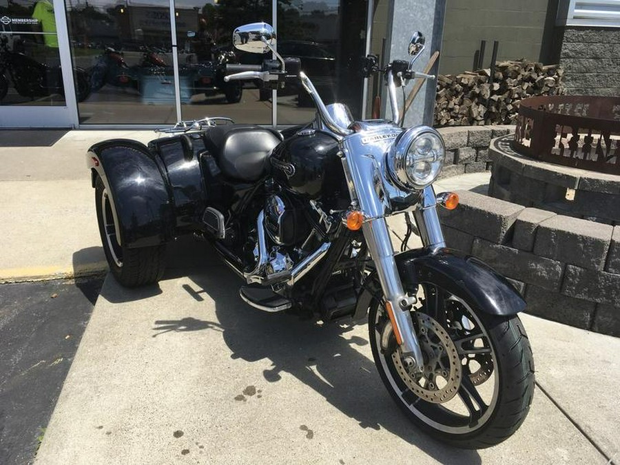 2015 Harley-Davidson® FLRT - Freewheeler™