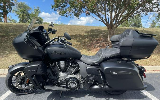 2024 Indian Motorcycle® Pursuit® Dark Horse® Black Smoke