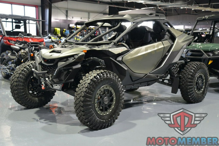 2026 Can-Am Maverick R X Rc