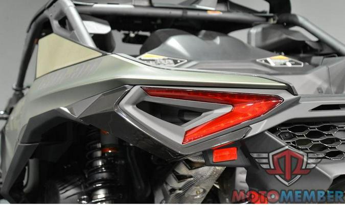 2026 Can-Am Maverick R X rc