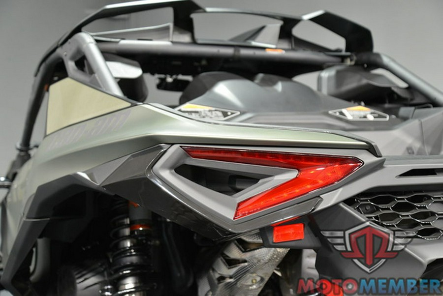 2026 Can-Am Maverick R X Rc